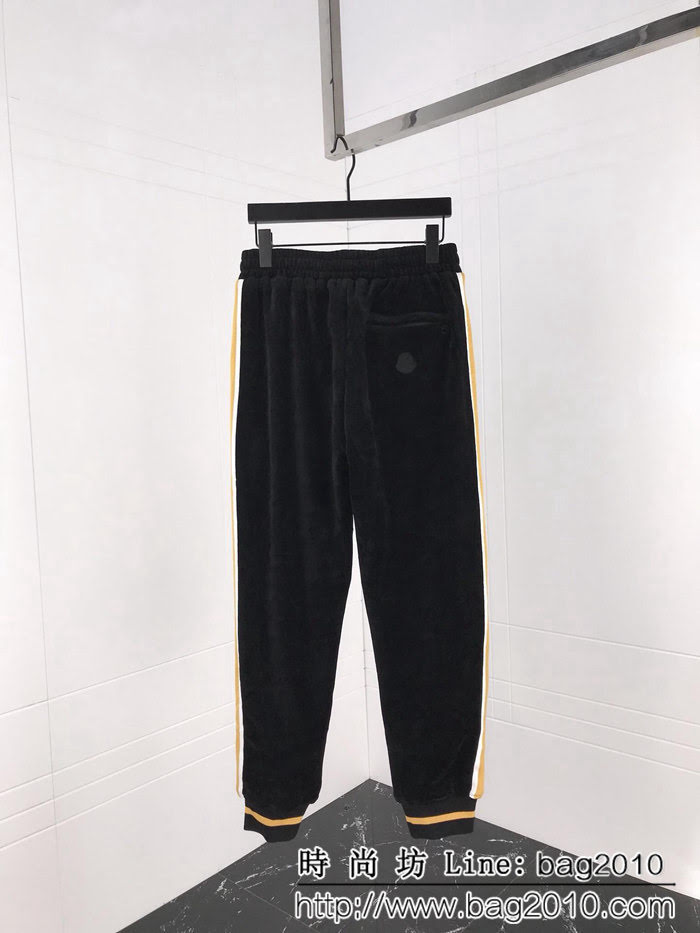 MONCLER蒙口 黑標限量款系列 2018FW 絲絨拼色字母飾帶繡花 拉鏈開衫外套套裝 ydi1171